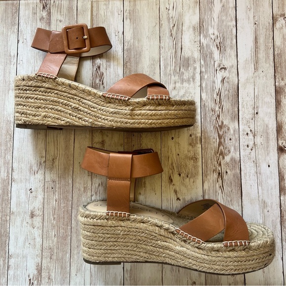 Brown strap wedges with buckle (sz 9.5) - Picture 9 of 11